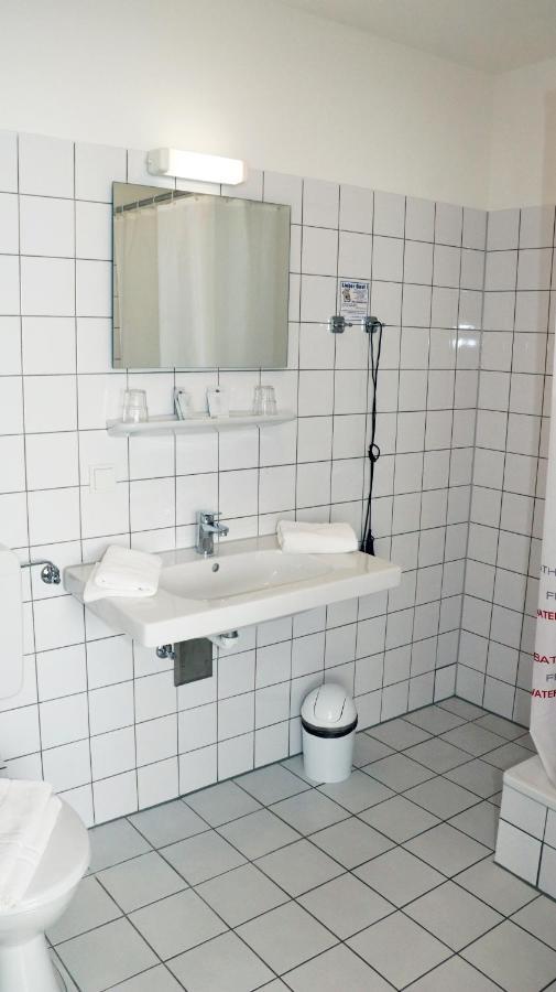 Europa-Haus-Bocholt - Bett & Bike Hotel Bagian luar foto