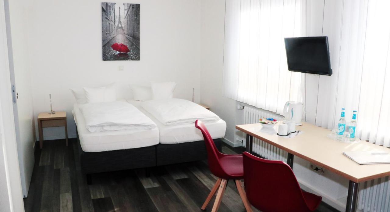 Europa-Haus-Bocholt - Bett & Bike Hotel Bagian luar foto